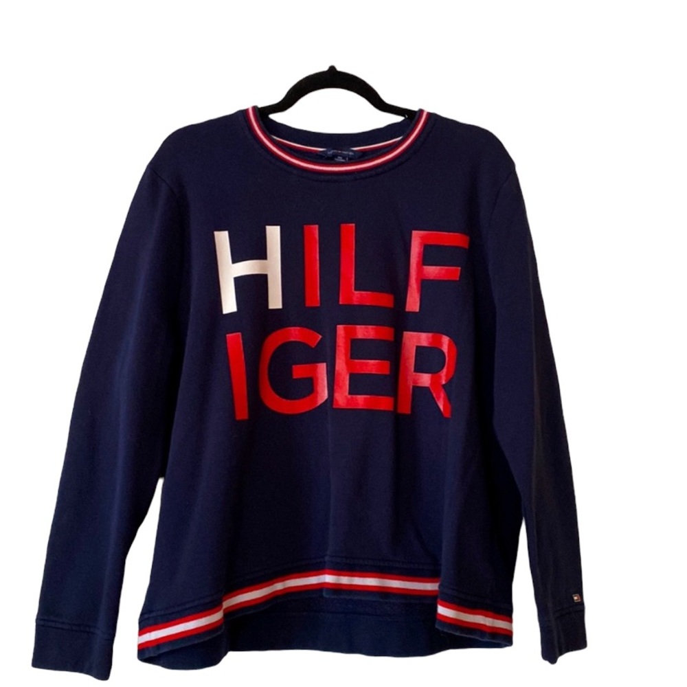 Navy Tommy Hilfiger sweatshirt